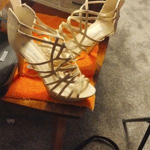 Stiletto's gold shiny heels 7 1/2 size